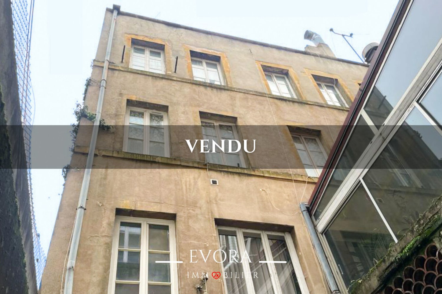 5 bedrooms Building in Metz, France No. 92036