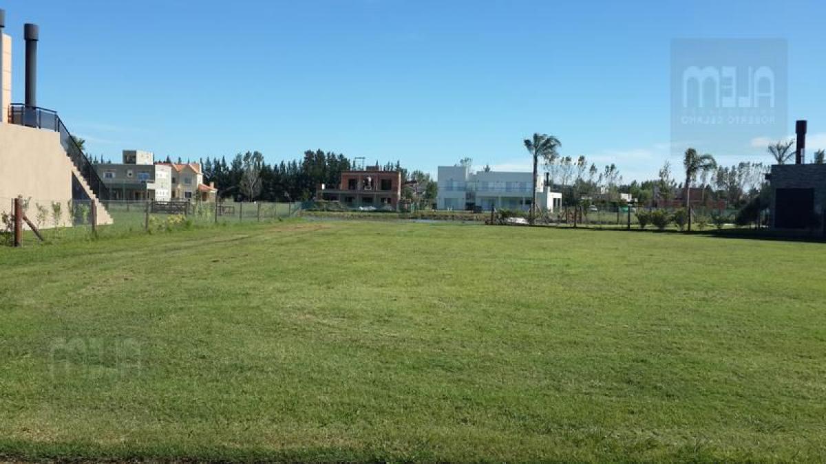 Terreno en San Vicente, Argentina No. 117273