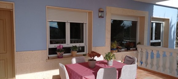 5 bedrooms House in Yecla, Spain No. 143345 3