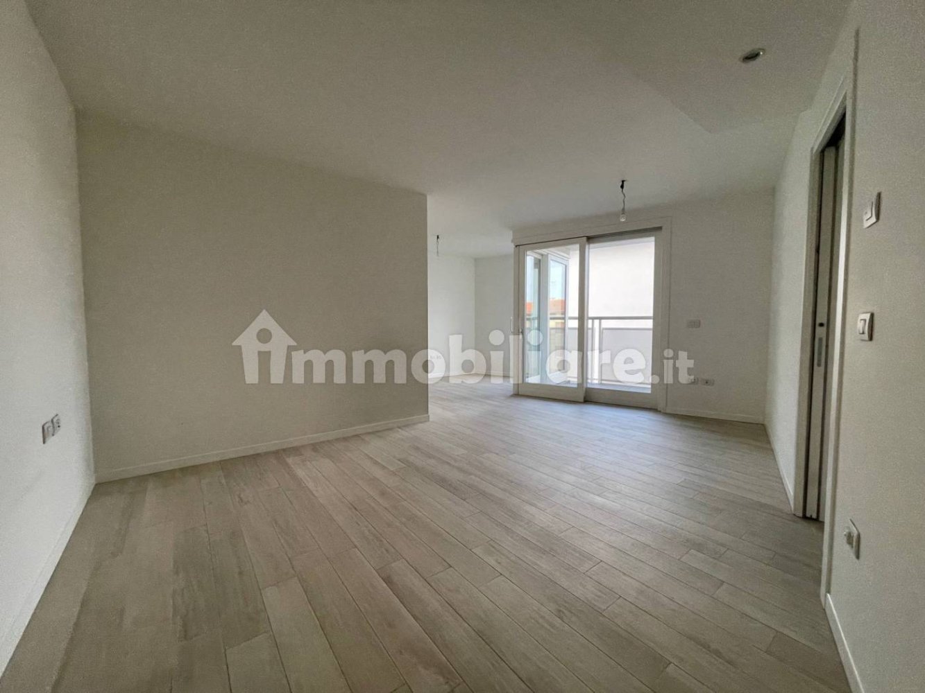 Apartamento T2 em Pordenone, Italy N.º 83992