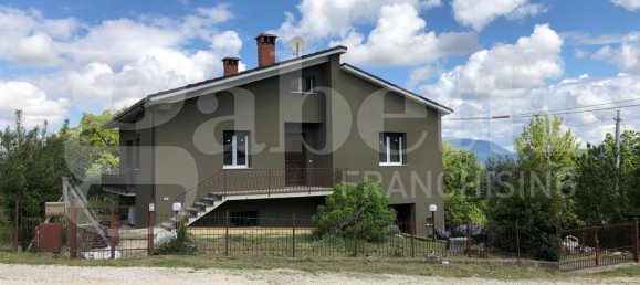 4 rooms House in Montefalco, Italy No. 42062 7