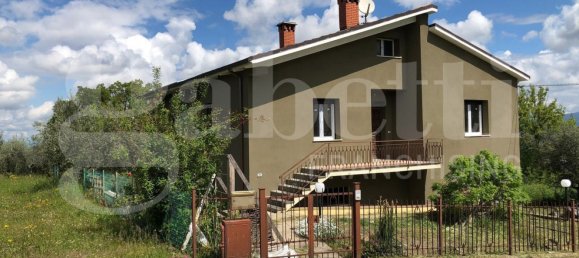 4 rooms House in Montefalco, Italy No. 42062 5