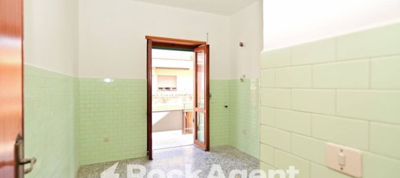2 bedrooms Apartment in Aprilia, Italy No. 264250 14