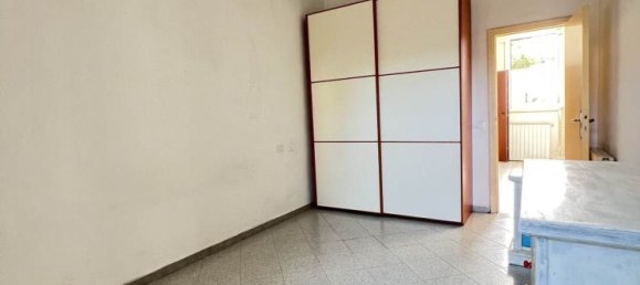 Apartamento de 3 dormitorios en Piombino, Italy No. 356987 4