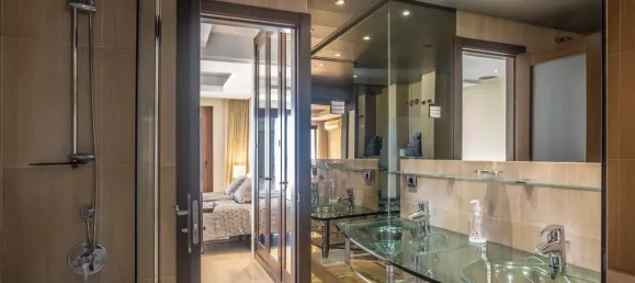 2 bedrooms Penthouse in Estepona, Spain No. 53059 18