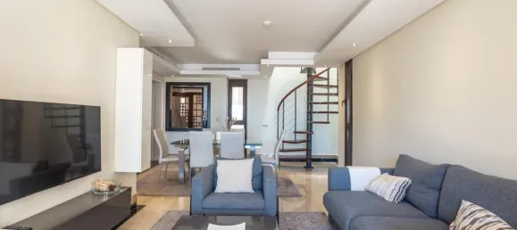 2 bedrooms Penthouse in Estepona, Spain No. 53059 6