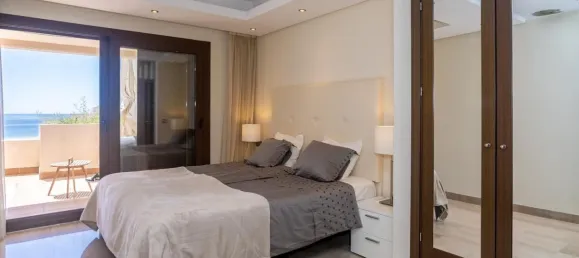 2 bedrooms Penthouse in Estepona, Spain No. 53059 2