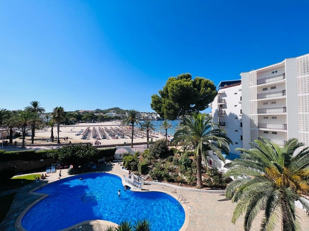 1 bedroom Apartment in Santa Ponsa, Spain No. 14757