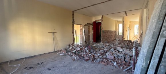 3 bedrooms Apartment in Florence, Italy No. 337000 14