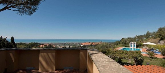5 rooms Villa in Massarosa, Italy No. 165735 16
