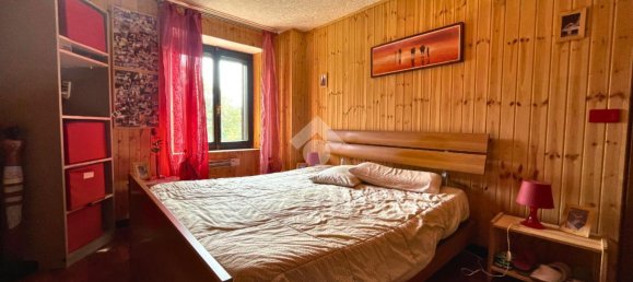 5 rooms House in Castelnuovo Nigra, Italy No. 66431 8