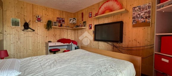 5 rooms House in Castelnuovo Nigra, Italy No. 66431 9