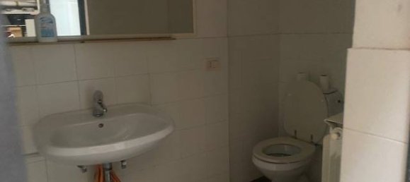 2 rooms Commercial property in Florence, Italy No. 220292 30