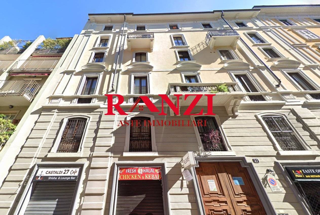 1 bedroom Apartment in Milan, Italy No. 241098