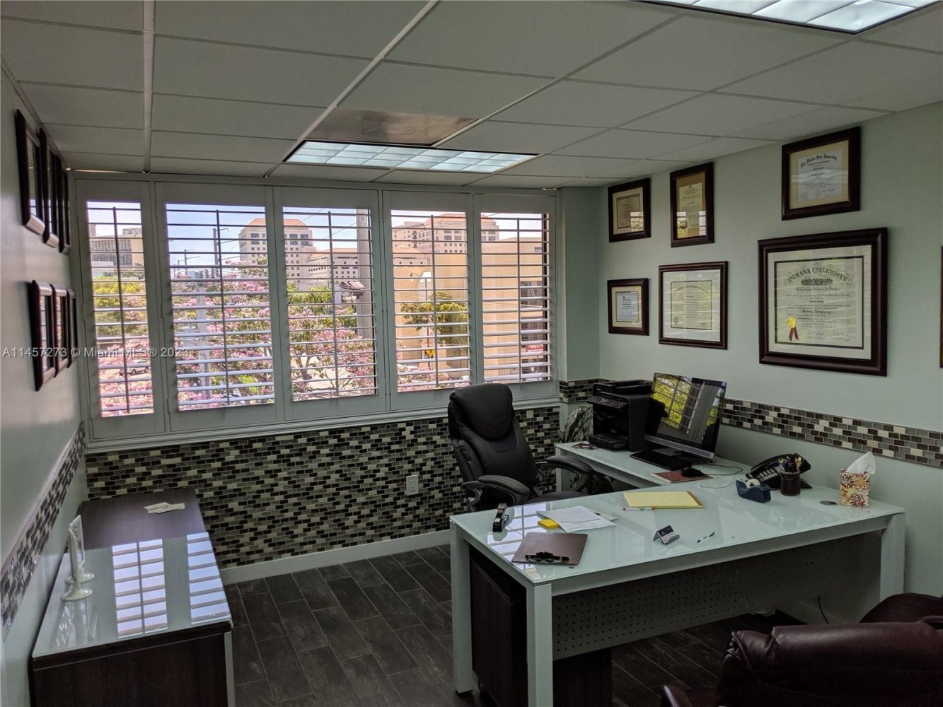 bureau à louer à Miami, Miami-Dade, Florida, USA № 613267