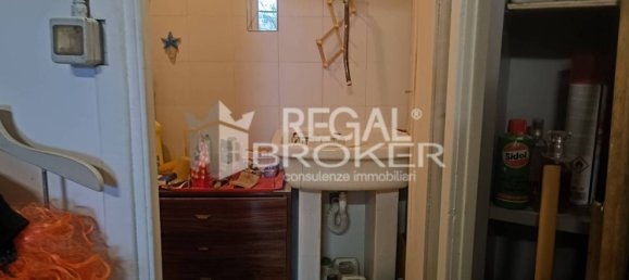 Imóvel comercial de 1 divisão em Rome, Italy N.º 113490 14