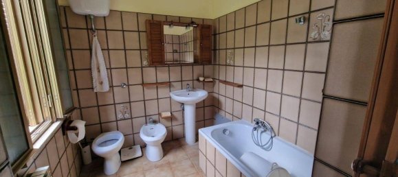 3 rooms Apartment in Ferentino, Italy No. 139477 6