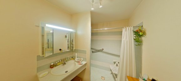 Дом с 5 спальнями в Шинон, Франция № 219561 5