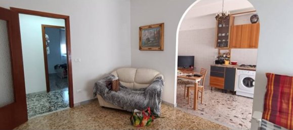 2 Schlafzimmer Wohnung in San Severo, Italy, Nr. 370917 8