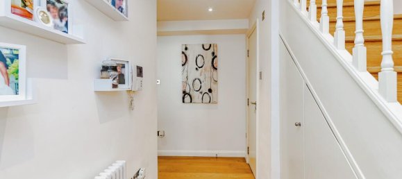 2 bedrooms Apartment in London, United Kingdom No. 11618 6