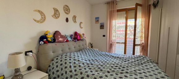 2 rooms Apartment in Bologna, Italy No. 30180 26