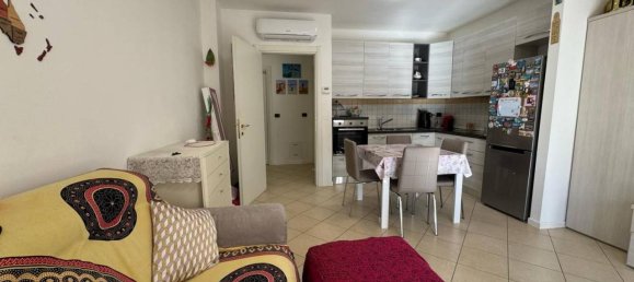 2 rooms Apartment in Bologna, Italy No. 30180 12