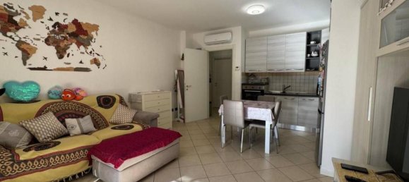 2 rooms Apartment in Bologna, Italy No. 30180 21