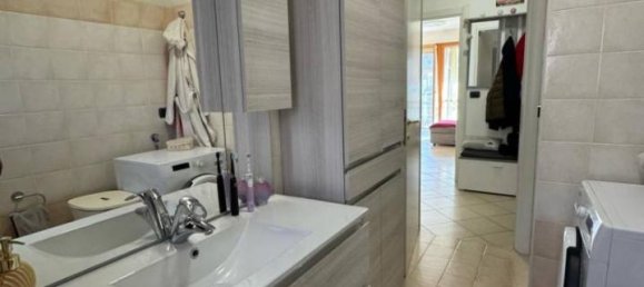 2 rooms Apartment in Bologna, Italy No. 30180 59