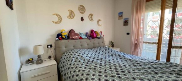 2 rooms Apartment in Bologna, Italy No. 30180 61