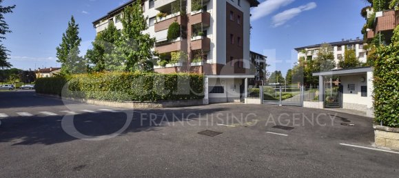 2 bedrooms Apartment in Biassono, Italy No. 379792 23