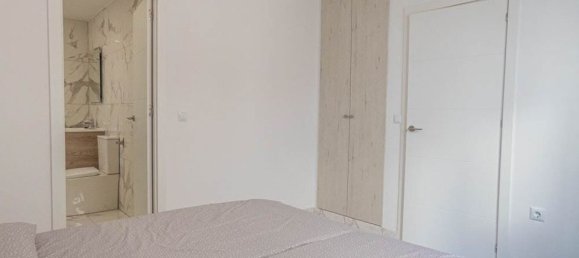 1 bedroom Apartment in La Zenia, Spain No. 181807 10