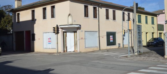 95m² Office in San Pietro in Gu, Italy No. 113587 2