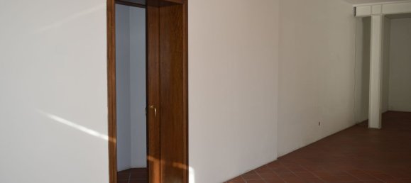 95m² Office in San Pietro in Gu, Italy No. 113587 16