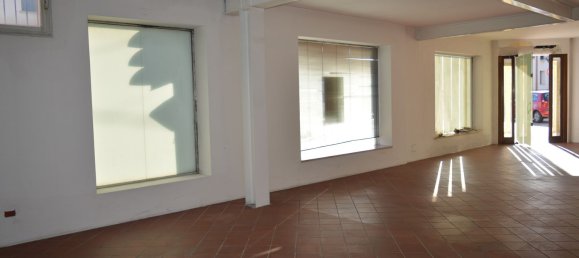 95m² Office in San Pietro in Gu, Italy No. 113587 24