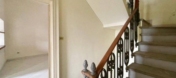 3 bedrooms Townhouse in Alvito, Italy No. 56082 3