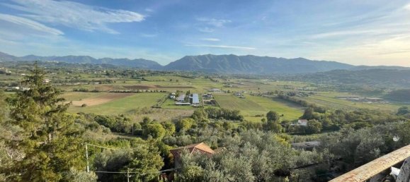 3 bedrooms Townhouse in Alvito, Italy No. 56082 11