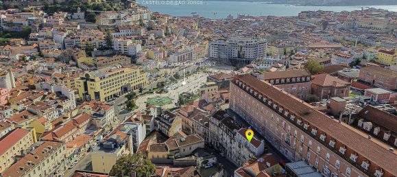 90m² Commercial property in Lisbon, Portugal No. 68184 10