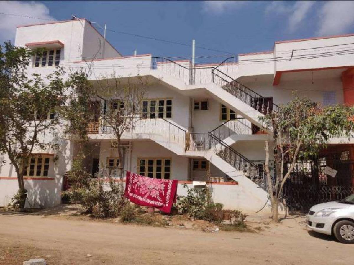 8 bedrooms House in Bangalore, India No. 2579