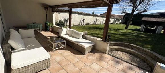 4 bedrooms House in Loyettes, France No. 309171 14