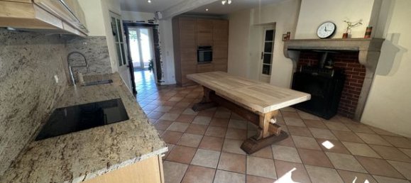 4 bedrooms House in Loyettes, France No. 309171 4