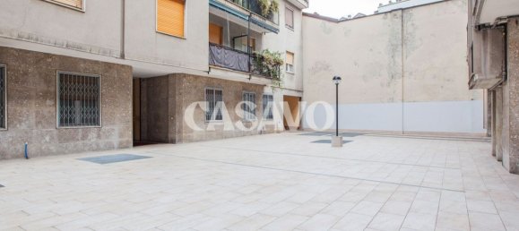 2 bedrooms Apartment in Milan, Italy No. 321774 33