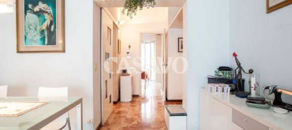 2 bedrooms Apartment in Milan, Italy No. 321774 8