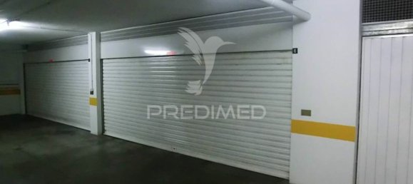 4 Schlafzimmer Doppelhaus in Oeiras, Portugal, Nr. 136973 27