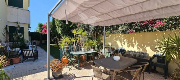 4 Schlafzimmer Doppelhaus in Oeiras, Portugal, Nr. 136973 8