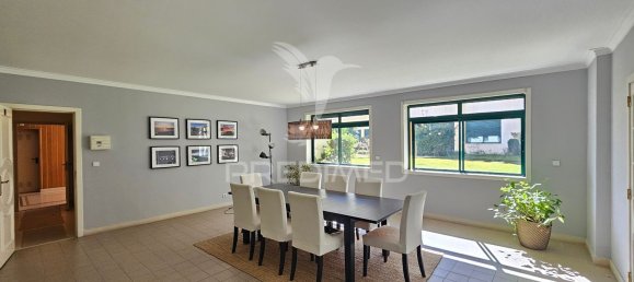 4 Schlafzimmer Doppelhaus in Oeiras, Portugal, Nr. 136973 18