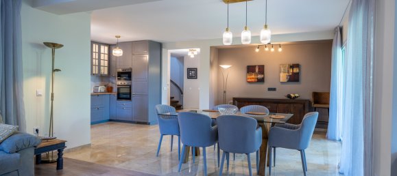 4 bedrooms Villa in Marbella, Spain No. 261159 8