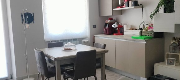 Apartamento de 4 dormitorios en Orbetello, Italy No. 326518 16