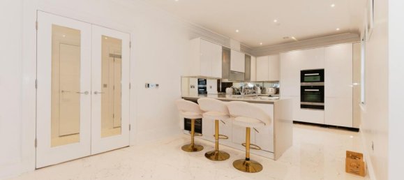 Moradia em banda T4 em London, United Kingdom N.º 10381 2