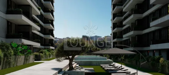 3 bedrooms Apartment in Porto, Portugal No. 181562 8