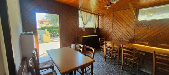 5-Zimmer Gewerbliche Immobilie in Notaresco, Italy, Nr. 108139 11